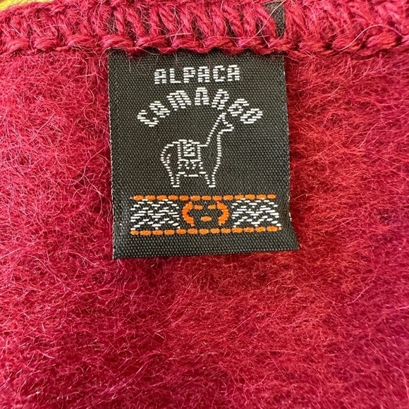 2 for $26 Alpaca Camargo Peruvian Alpaca Wool Blend Scarf Maroon NWT - Picture 5 of 6